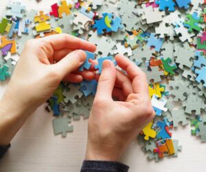 Puzzle juegos mentales para adultos con esclerosis múltiple