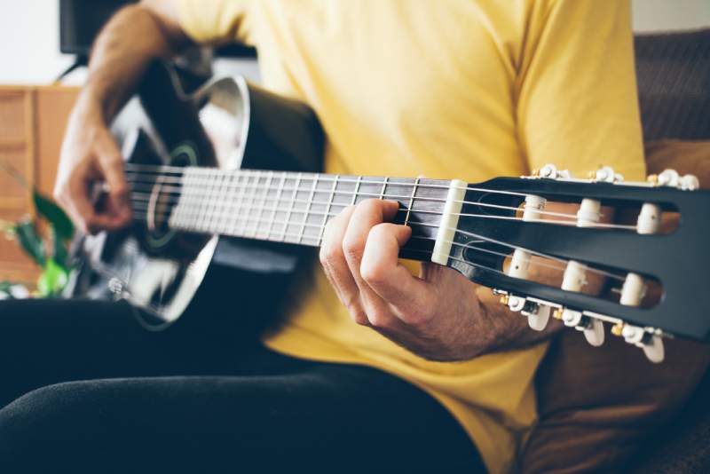 ¿Puede la música ayudar a proteger el cerebro en la esclerosis múltiple?
